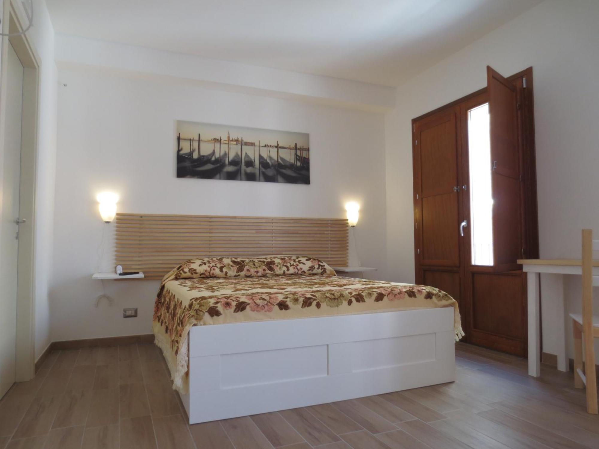 Vergilia Syracuse